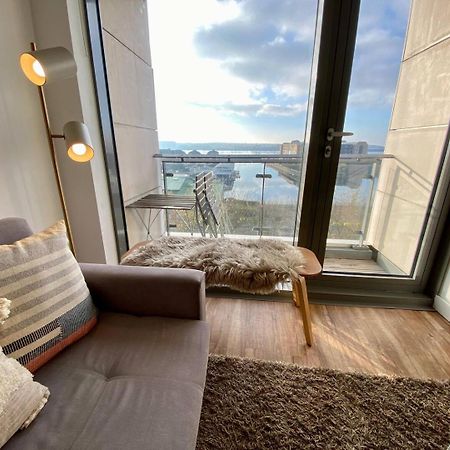 Stunning Mersey View Flat W Parking In Λίβερπουλ Εξωτερικό φωτογραφία