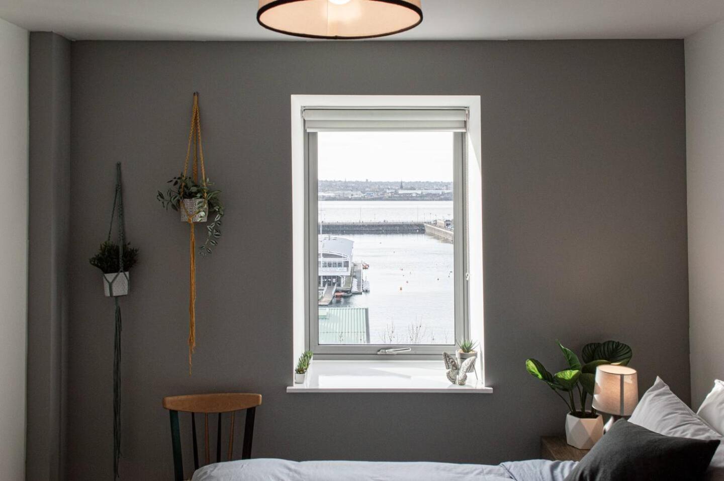 Stunning Mersey View Flat W Parking In Λίβερπουλ Εξωτερικό φωτογραφία