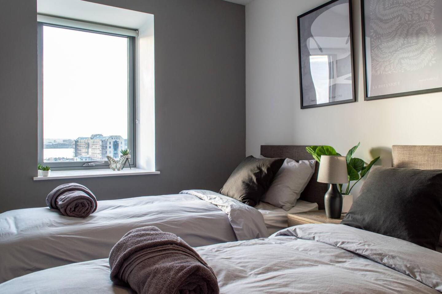 Stunning Mersey View Flat W Parking In Λίβερπουλ Εξωτερικό φωτογραφία